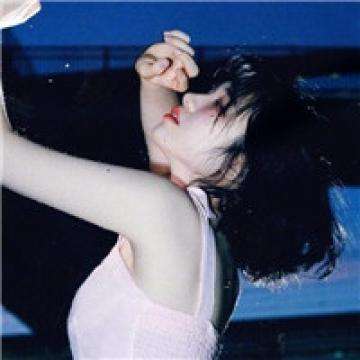 蛟龙突击队反恐演练：四目夜视仪+飞行头盔亮眼